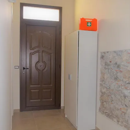 Le Antiche Mura -casa Con Giardino Apartment