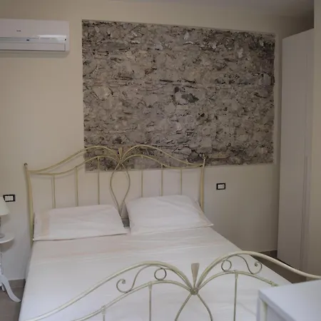 Le Antiche Mura -casa Con Giardino Apartment *
