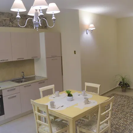 Le Antiche Mura -casa Con Giardino Apartment Milazzo