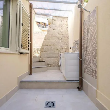 Le Antiche Mura -casa Con Giardino Apartment *