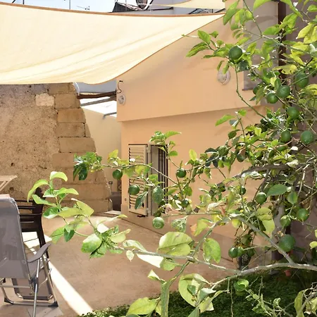 Le Antiche Mura -casa Con Giardino * Milazzo