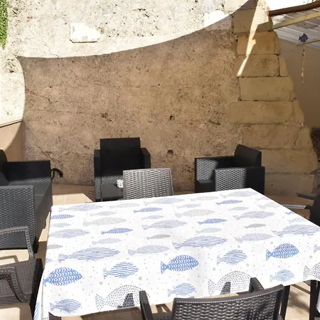 Апартаменты Le Antiche Mura -casa Con Giardino *