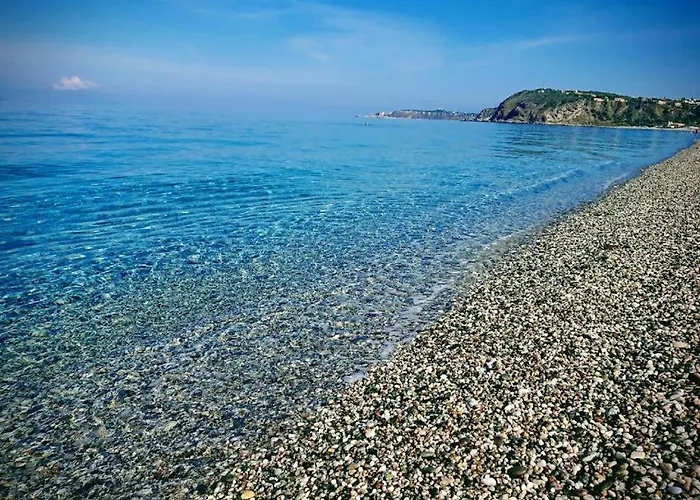 Le Antiche Mura -casa Con Giardino Милаццо