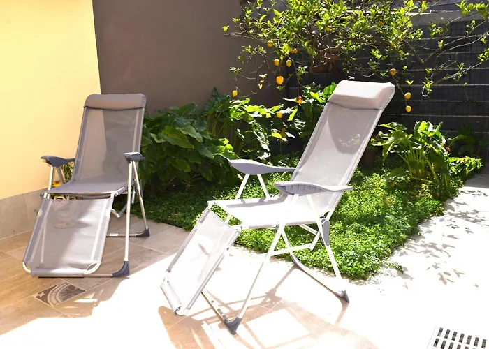 Le Antiche Mura -casa Con Giardino *