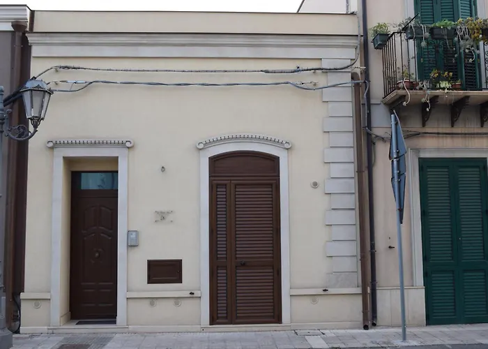 Le Antiche Mura -casa Con Giardino *